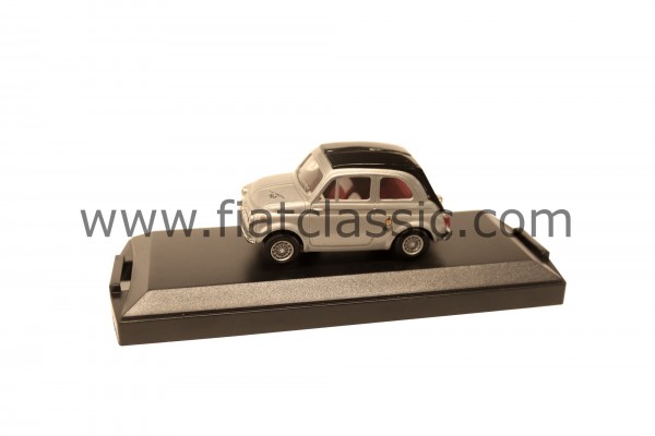 Voiture miniature Fiat 500 VITESSE 1:43